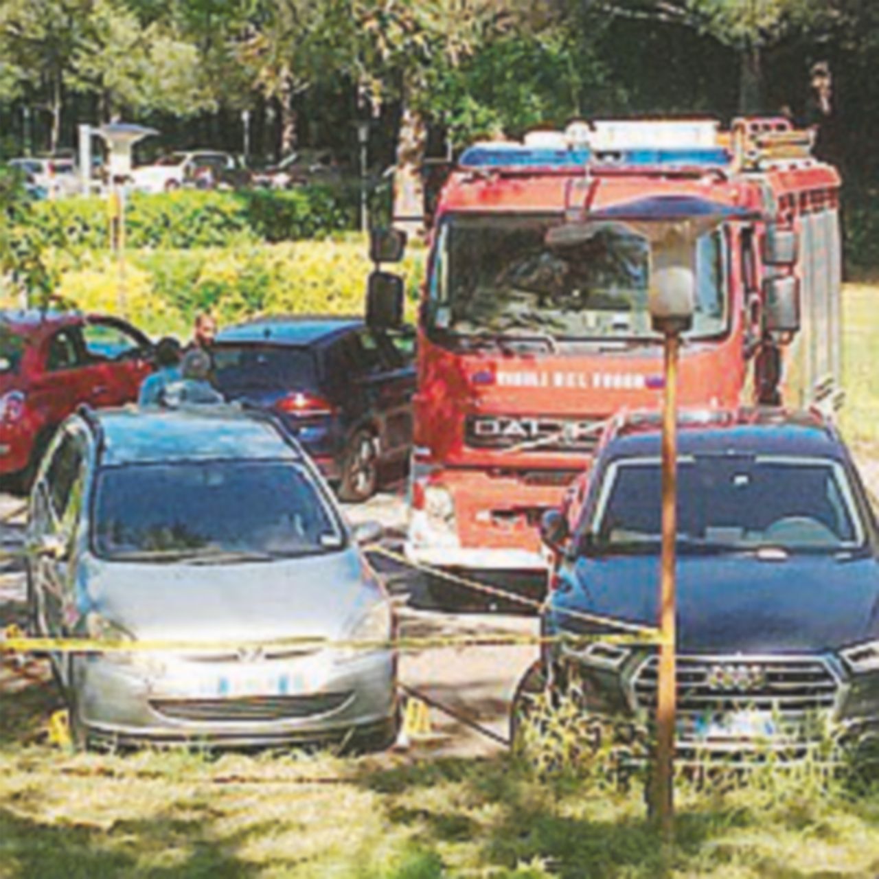 Muore bimba lasciata in auto: sui seggiolini legge al palo