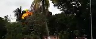 Copertina di L’Avana, boeing 737 si schianta al decollo. In un video il momento dell’esplosione