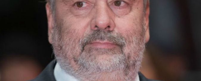 Luc Besson denunciato per stupro, un’attrice: “Mi ha drogato con il té”. Ma il regista nega tutto