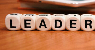 Copertina di Per una leadership collettiva e inclusiva: come fondarla sulle parti migliori di noi stessi