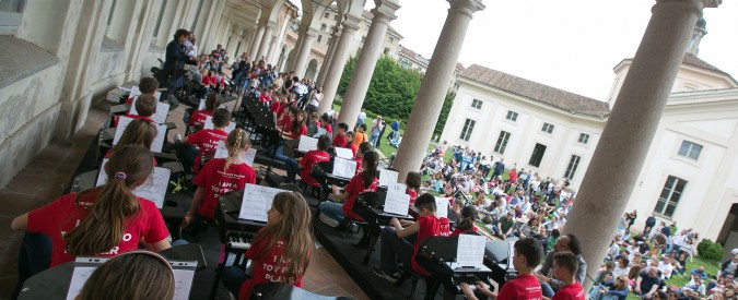 Copertina di Piano City Milano, fine festival sotto la pioggia: “La città oggi è più aperta, inclusiva e partecipata”