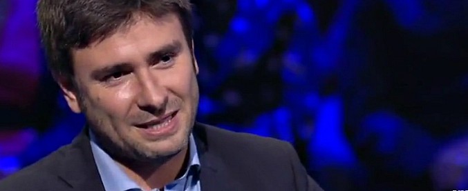 Copertina di M5s, Di Battista: “So di aver portato tanti voti, ma resterò a guardare. Se tornassi sui miei passi perderei credibilità”