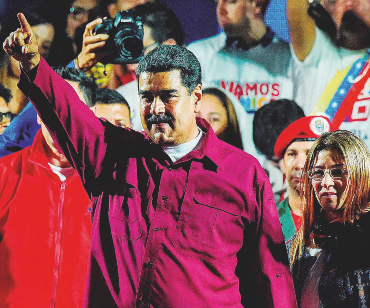 Copertina di “Il futuro di Maduro lo decideranno solo il debito e il greggio”