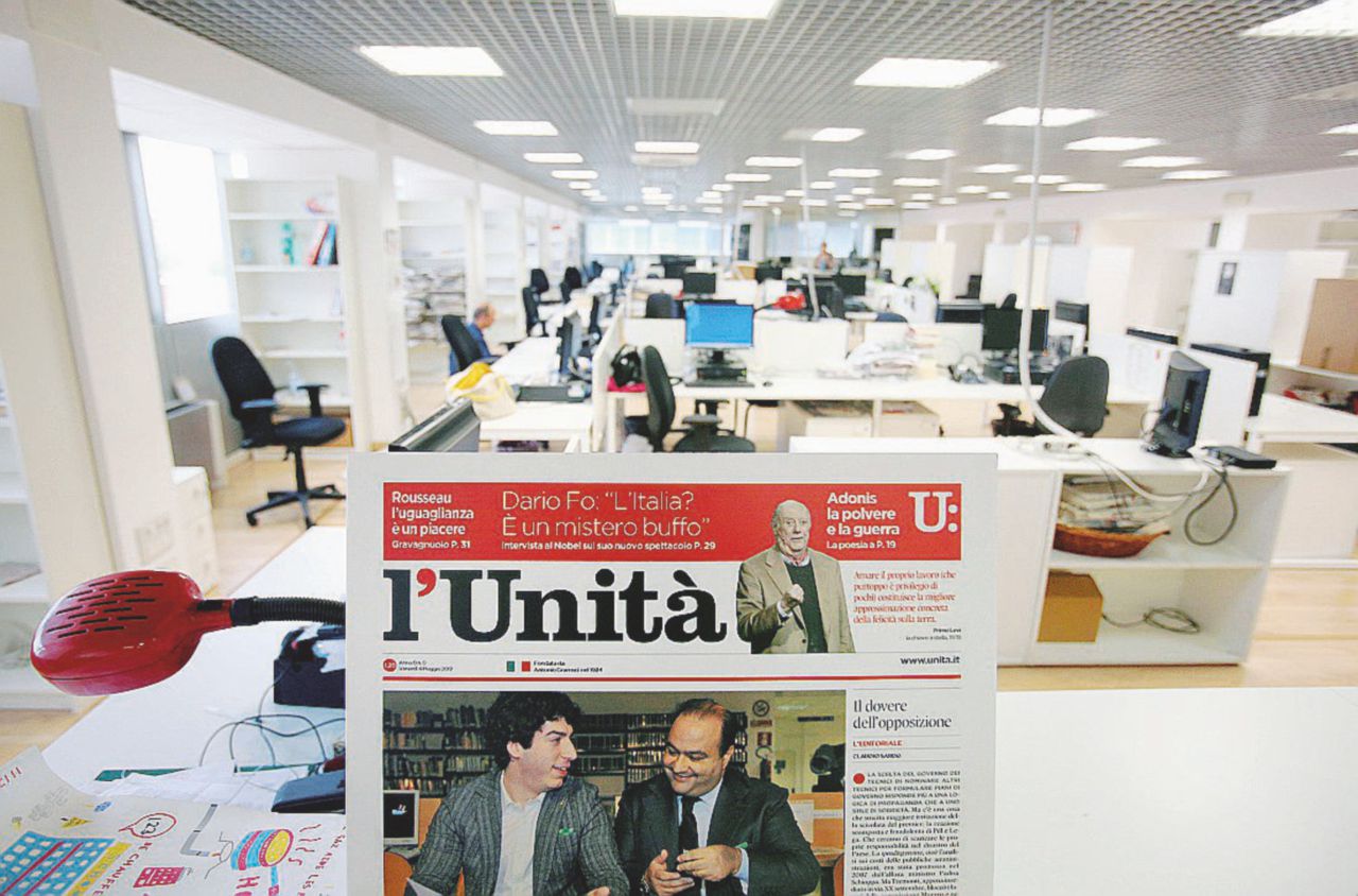 Copertina di Pessina porta l’Unità un giorno in edicola (per poterla vendere)