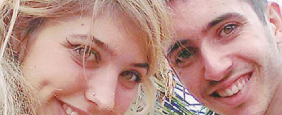 Alba Chiara e Mattia - Ansa “Non vogliono ricordare la vittima del femminicidio”. E il sindaco si dimette