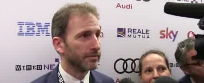 Copertina di Governo M5s-Lega, Casaleggio: “Su Savona Conte e Mattarella troveranno ottima soluzione”