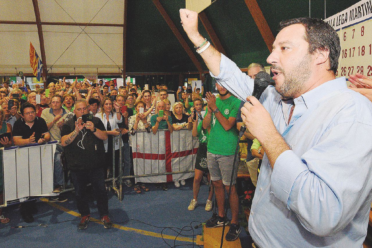 Salvini ride, Di Maio no. Il fronte dei due leader