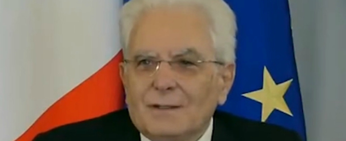 Copertina di Governo, la linea di Mattarella: “Le mie idee personali non possono prevalere sulla Costituzione”
