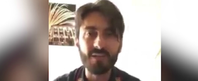 Copertina di Poliziotto contesta Mattarella in divisa su Facebook: “Sta decadendo la sovranità del popolo, io non ci sto”