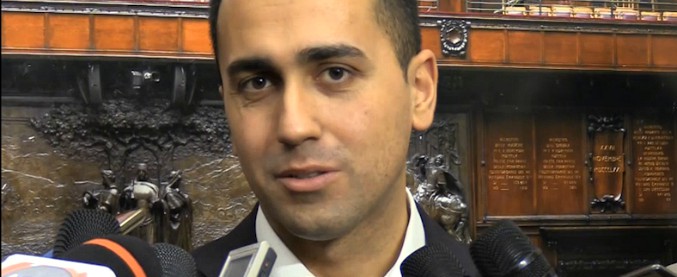 Copertina di Governo, Di Maio: “Savona deve comunque restare nella squadra dei ministri, abbiamo grande stima di lui”