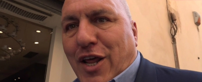 Copertina di Governo, Crosetto: “Non farò il ministro della Difesa”. E poi si infuria per le domande sulla giravolta di Fratelli d’Italia