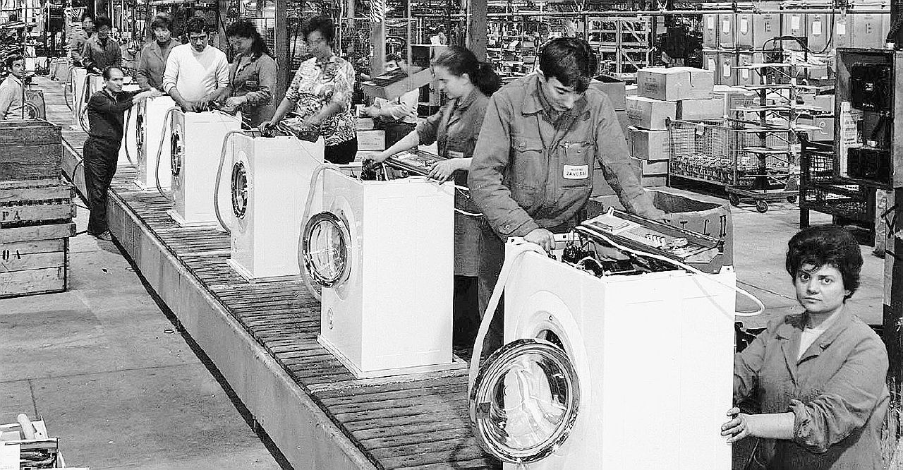 “Nel dissesto Zanussi ricche consulenze e giornate di 30 ore”