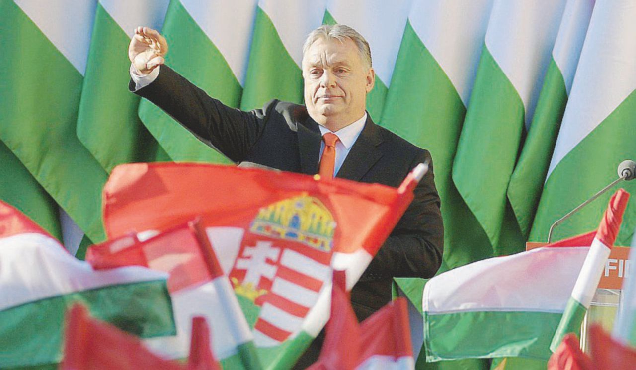 Orbán ha vinto, aiutare un migrante è reato