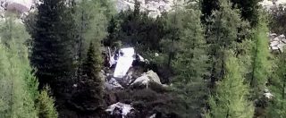 Copertina di Trento, aereo da turismo precipita sulle Dolomiti: morto il pilota, grave l’allieva