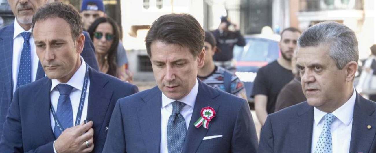 Copertina di Governo, Conte: ‘2 giugno festa di tutti’. Salvini: ‘Lavorerò coi ministri Ue’. Di Maio: ‘Rivedere Jobs Act, superare la Fornero’