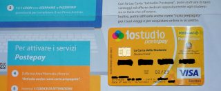 Copertina di Poste Italiane, così il governo Monti ha venduto i dati degli studenti alla banca del gruppo di spedizioni