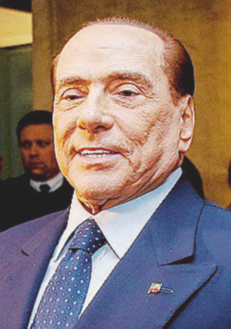 Berlusconi l’europeo: “Con l’Ue contro populisti e pauperisti” Berlusconi l’europeo: “Con l’Ue contro populisti e pauperisti”