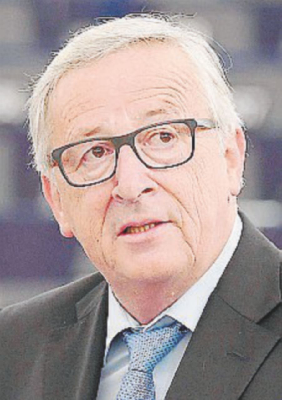 Juncker: “L’Italia va trattata con rispetto Ricordate la Grecia” Juncker: “L’Italia va trattata con rispetto Ricordate la Grecia”