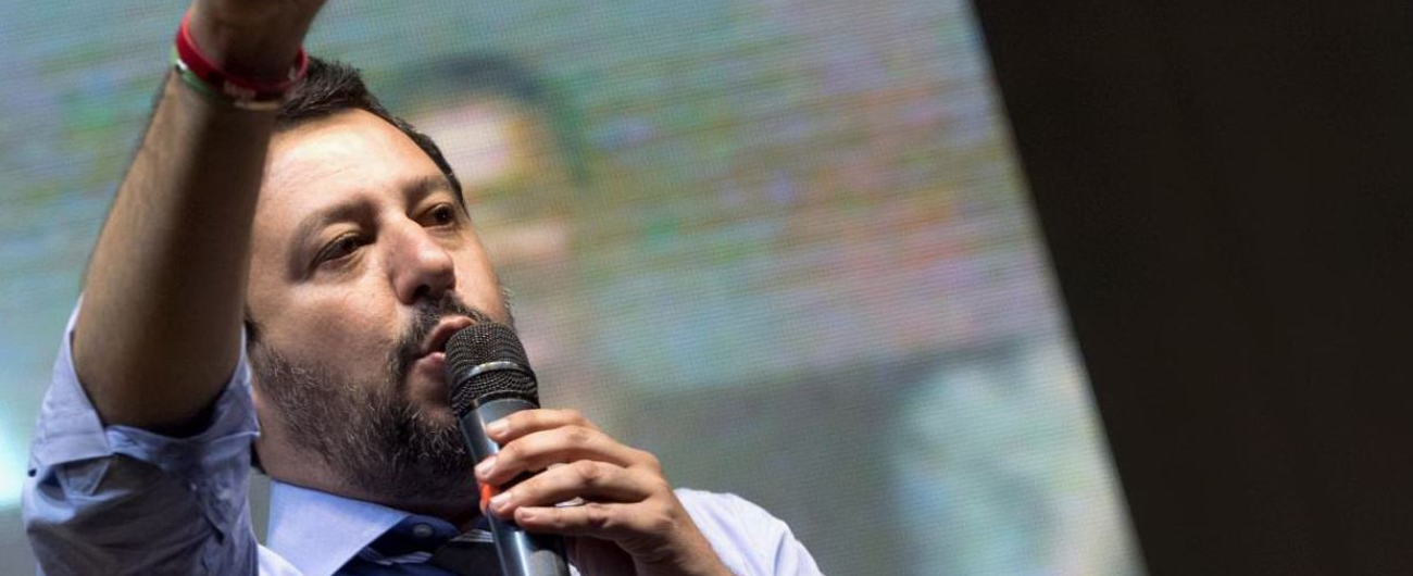 Polizia, Salvini contro il numero identificativo sui caschi degli agenti: “Sono già facili bersagli dei delinquenti”