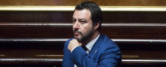 Governo, Salvini: “Pacchia strafinita per presunti profughi”. E alla Segre: “Leggi razziali? Rom rispettino quelle normali”