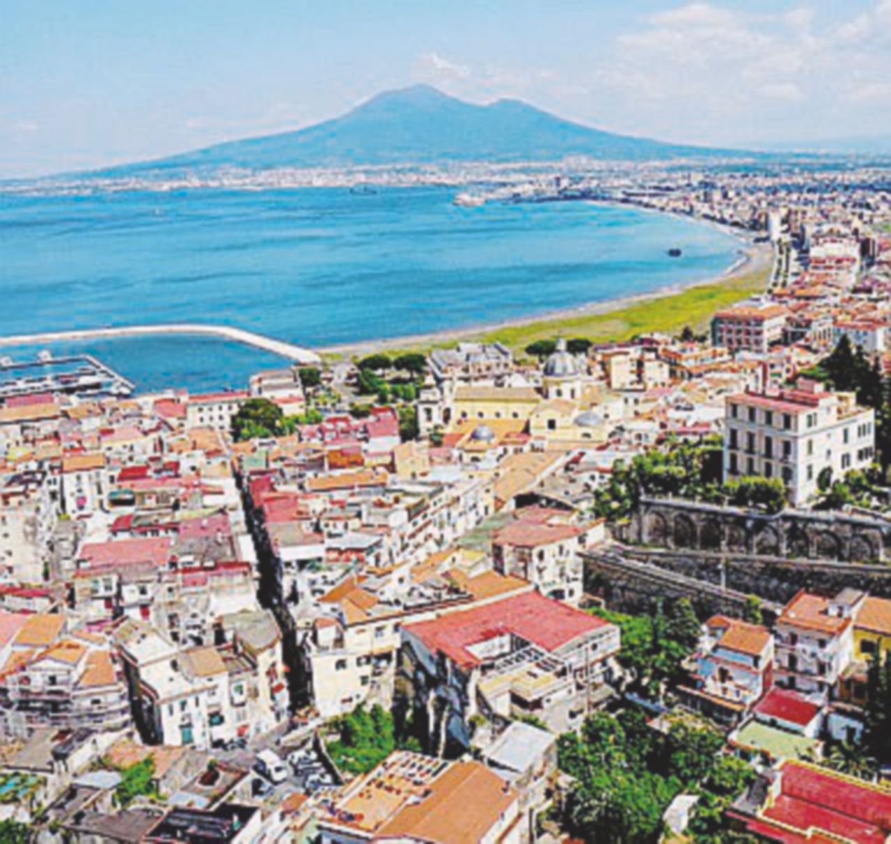 Castellammare, la città che divora un sindaco ogni 2 anni Castellammare, la città che divora un sindaco ogni 2 anni