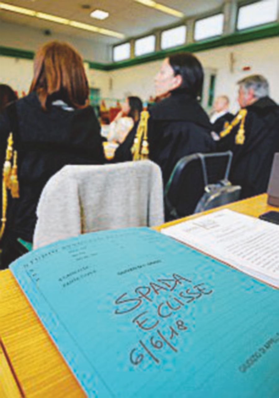 “Nessuna vittima del clan in aula: è la prova del 416 bis” “Nessuna vittima del clan in aula: è la prova del 416 bis”