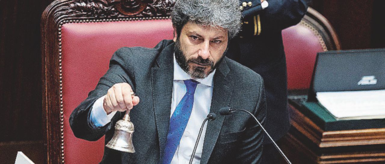 Fico stoppa Salvini: “Lo Stato è vicino alle Ong e a chi soffre” Fico stoppa Salvini: “Lo Stato è vicino alle Ong e a chi soffre”