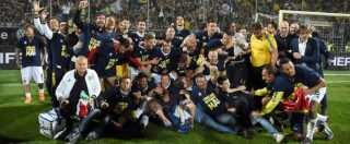 Copertina di Parma accusato di tentato illecito: chiusa l’indagine sugli sms prima della gara con Spezia. A rischio la promozione in Serie A