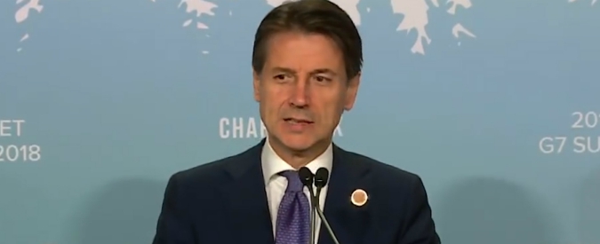 Copertina di Governo, Conte: “Scarsa autonomia rispetto a Salvini e Di Maio? Sono io che indirizzo la politica dell’esecutivo”