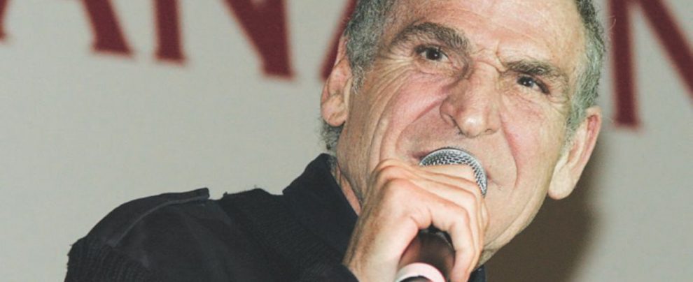 Orologi e chitarra - Gino Santercole aveva 77 anni - LaPresse Addio a Gino Santercole: ci lascia uno dei ragazzi della via Gluck
