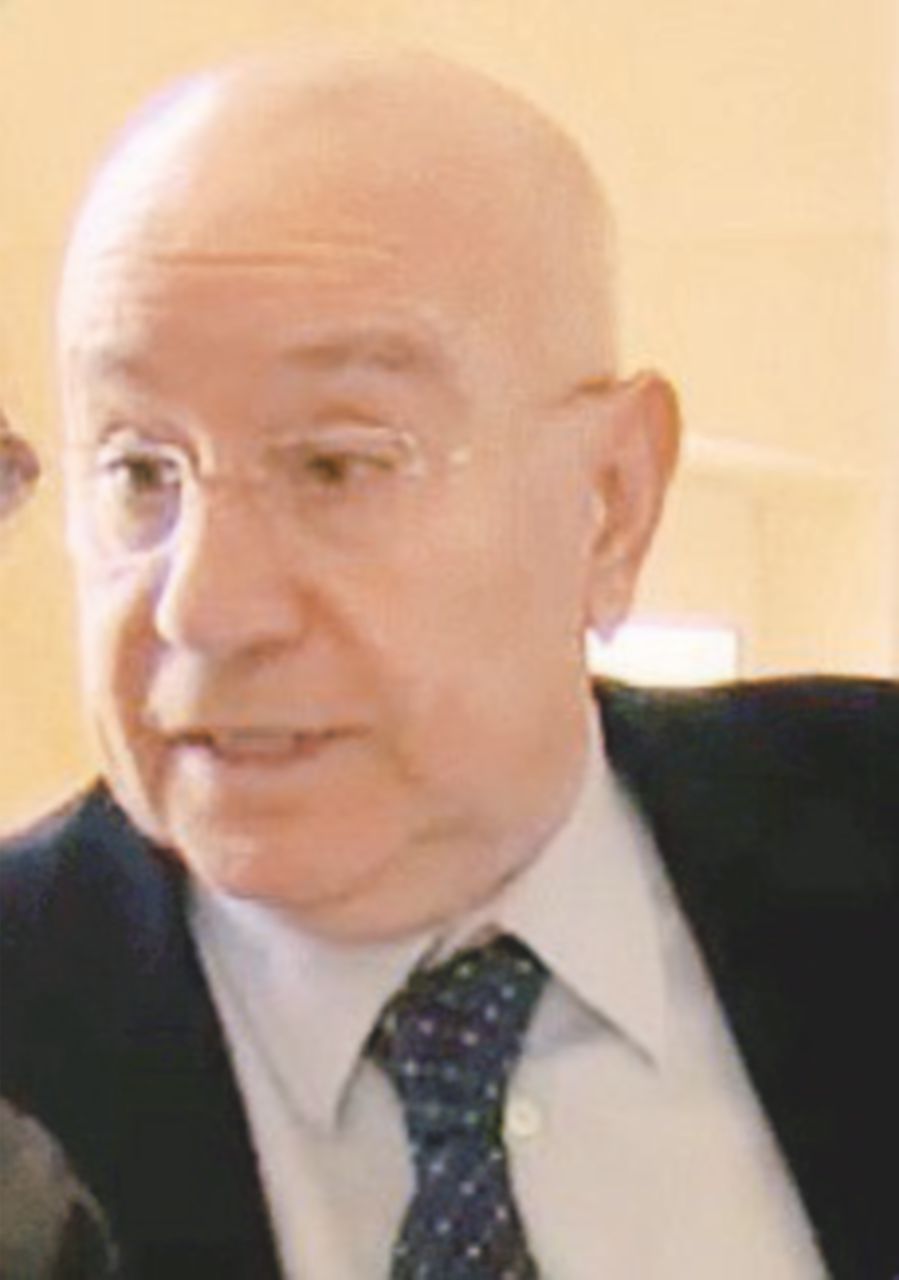 Battuto Luzzi, il sindaco degli anni del re Carminati Battuto Luzzi, il sindaco degli anni del re Carminati