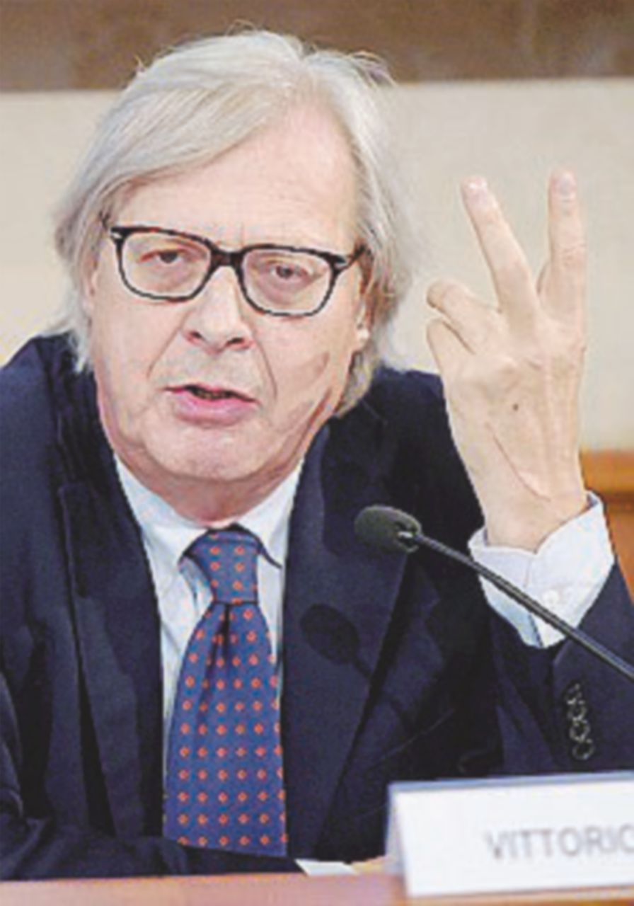 Sgarbi di nuovo sindaco: vince a Sutri e promette “più luce” Sgarbi di nuovo sindaco: vince a Sutri e promette “più luce”