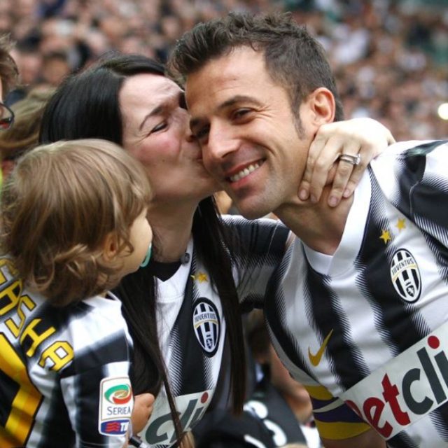 Del Piero, “è finito il matrimonio tra Alex e la moglie Amoruso”: stavano insieme da 19 anni