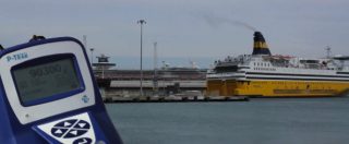 Copertina di Livorno, l’allarme degli ambientalisti: “Emissioni delle navi fuorilegge su terraferma, aumentata incidenza malattie”