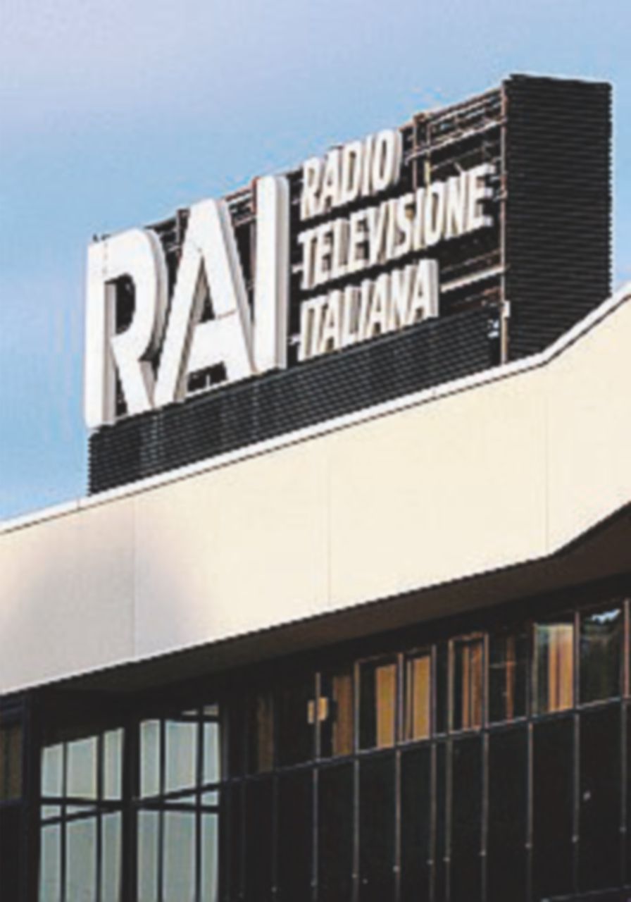 Black out in Rai, si interrompono le trasmissioni Black out in Rai, si interrompono le trasmissioni