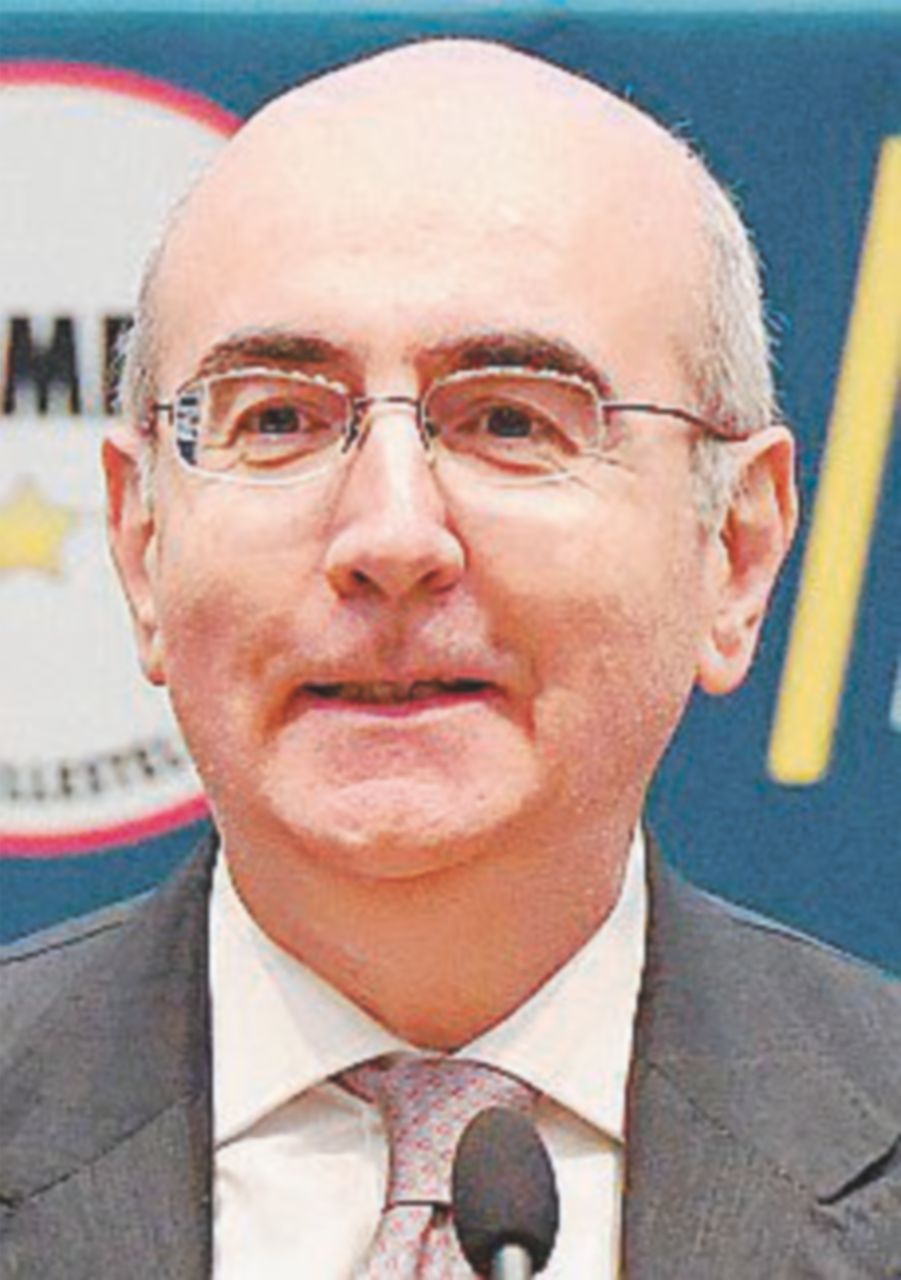 Finanziati gli avvocati Piva e Vaglio. L’accusa: “Due false fatture” Finanziati gli avvocati Piva e Vaglio. L’accusa: “Due false fatture”