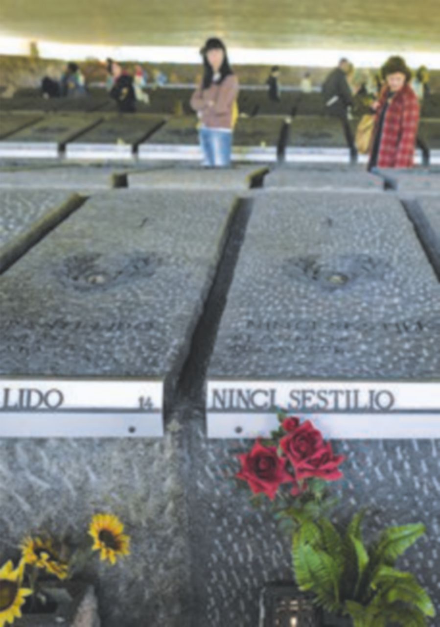 “Berlino risarcisca la vittima delle Fosse Ardeatine” “Berlino risarcisca la vittima delle Fosse Ardeatine”