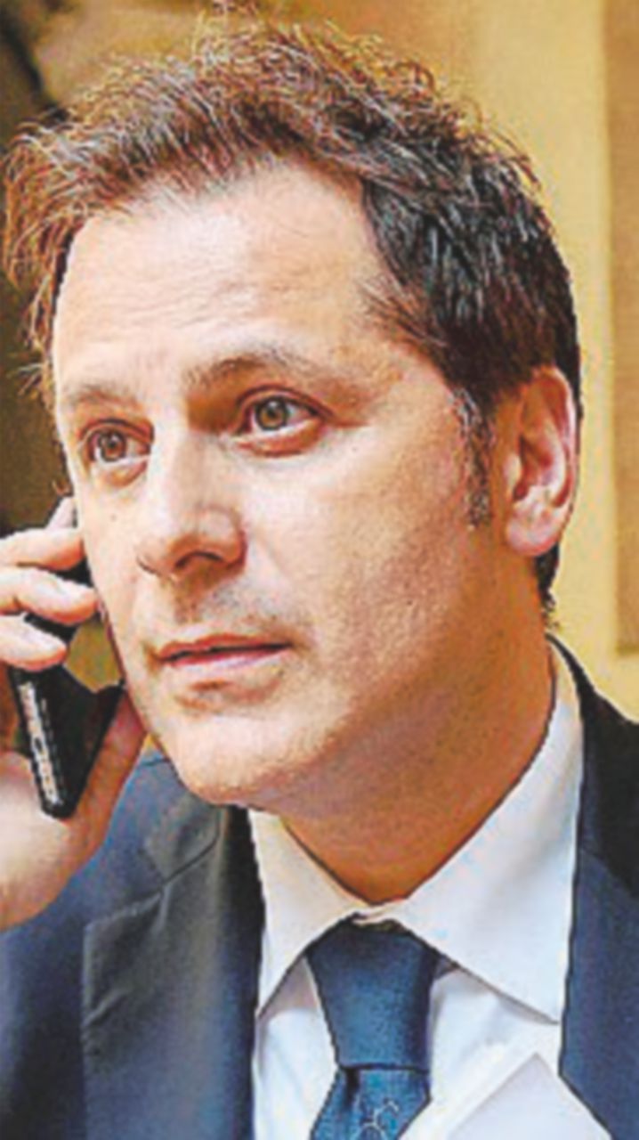 Sottosegretario ai Trasporti - Armando Siri, consigliere economico di Salvini, è l’ideatore della flat tax - Ansa Il guru di Salvini condannato per bancarotta e pieno di debiti