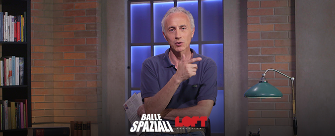 Copertina di Balle Spaziali, Marco Travaglio smonta 3 fake news e spiega com’è andata veramente la vicenda della nave Aquarius