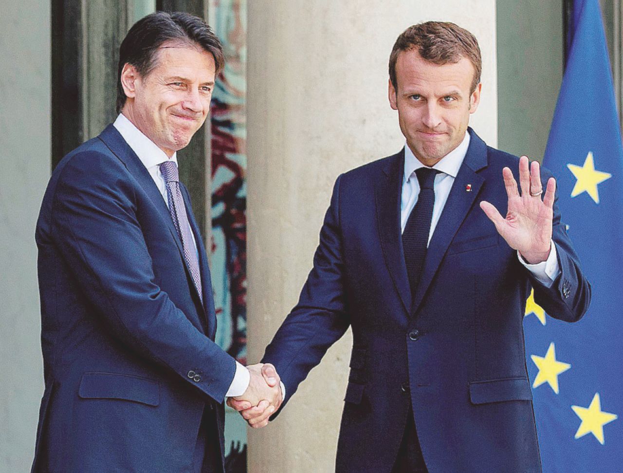 La prima del professor Conte. Quasi pace fatta con Macron