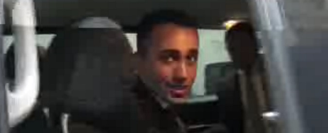 Copertina di Stadio Roma, Di Maio: “Cena tra Parnasi, Lanzalone e Giorgetti? Io non lo sapevo”