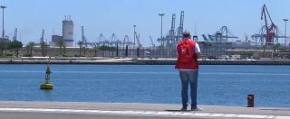 Copertina di Aquarius, al porto di Valencia la Croce Rossa è pronta all’accoglienza dei migranti. Team di psicologi e medici