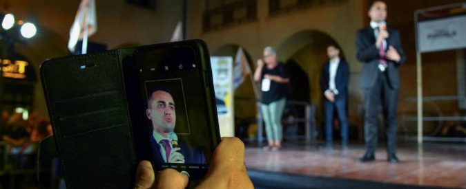 Finanziamenti politica, Di Maio: “Bilanci e registri pubblici per partiti e fondazioni”. Stadio, Fico: “Serve la durezza massima”