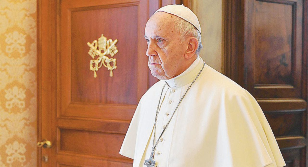 Copertina di Matteo: “Vedo il Papa”. Il Vaticano: “Falso”