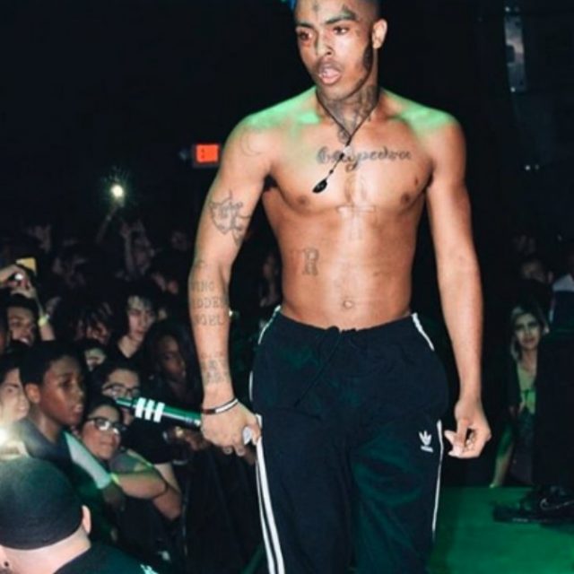 XXXTentacion, ucciso con un colpo di pistola il famoso rapper: aveva 20 anni