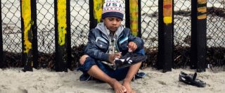 Usa, figli strappati ai migranti dal Messico. Gli arrivi non calano: la mossa di Trump per mostrarsi più duro in vista del voto