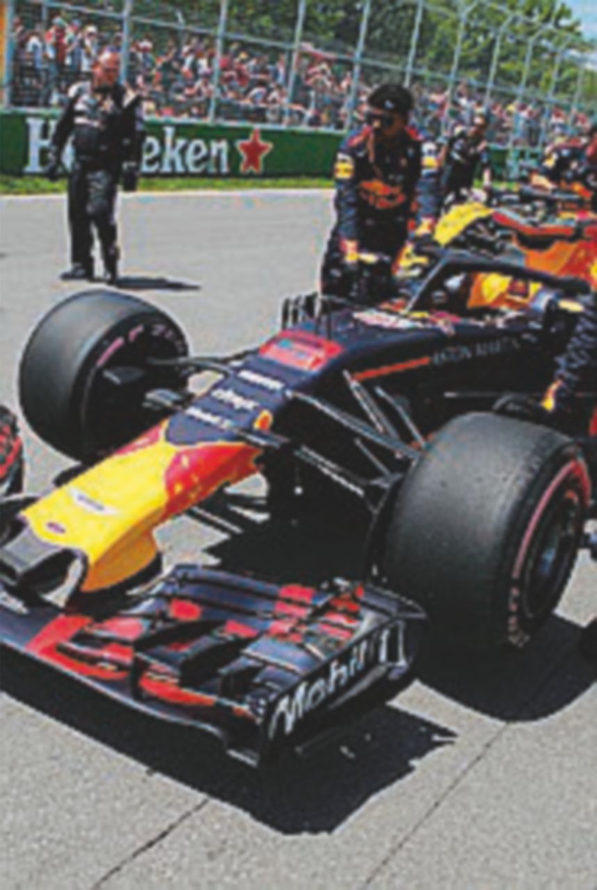 Copertina di Red Bull lascia Renault per Honda