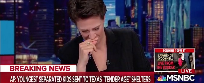 Copertina di Usa, la giornalista legge la notizia dei bambini messicani in gabbia. Ecco come reagisce