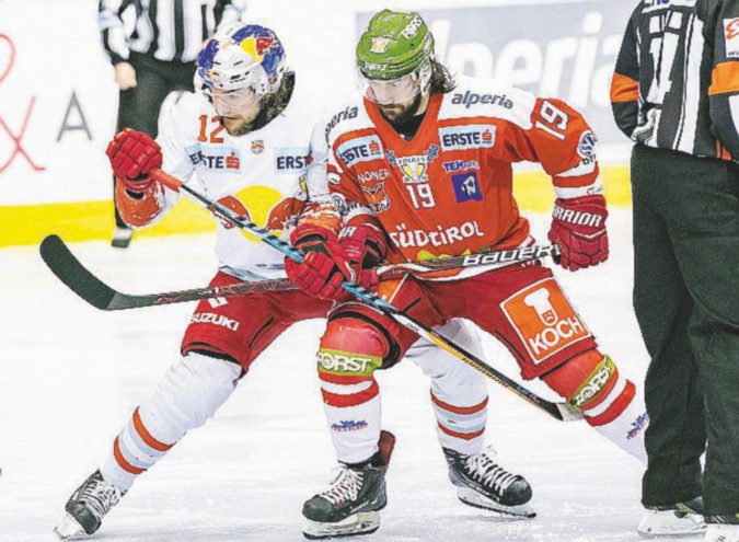Campioni - Il Bolzano in campo - HCB-Vanna Antonello Italiani, ladini e sudtirolesi uniti in nome di Egger, Totti del ghiaccio