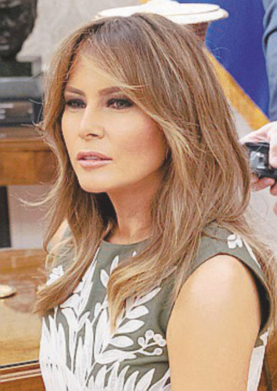 Copertina di Papa, Repubblicani e Melania piegano Trump: “Stop a separazione dei bimbi”